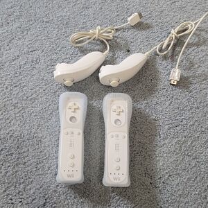2 WII controls with bixing controllers